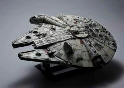 Bandai Star Wars PG 1/72 Millennium Falcon (Standard Edition) Model Kit