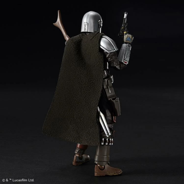 Bandai The Mandalorian (Beskar Armor) 1/12 Scale Model Kit 12 Bandai The Mandalorian (Beskar Armor) 1/12 Scale Model Kit - Image 10