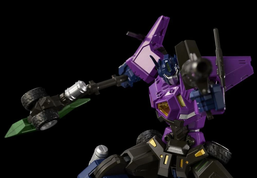 Bandai Transformers Furai 07 Shattered Glass Optimus Prime (Attack Mode) Model Kit 6 Bandai Transformers Furai 07 Shattered Glass Optimus Prime (Attack Mode) Model Kit - Image 4