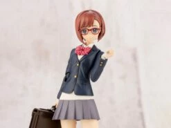 Kotobukiya Sousai Shoujo Teien Ryobu High School Winter Clothes Koyomi Takanashi (Dreaming Style) 1/10 Scale Model Kit