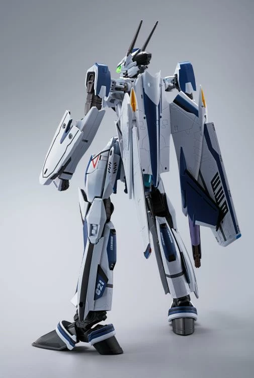Bandai Macross Frontier DX Chogokin VF-25 Messiah Valkyrie (Worldwide Anniversary Ver.) 5 Bandai Macross Frontier DX Chogokin VF-25 Messiah Valkyrie (Worldwide Anniversary Ver.) - Image 3