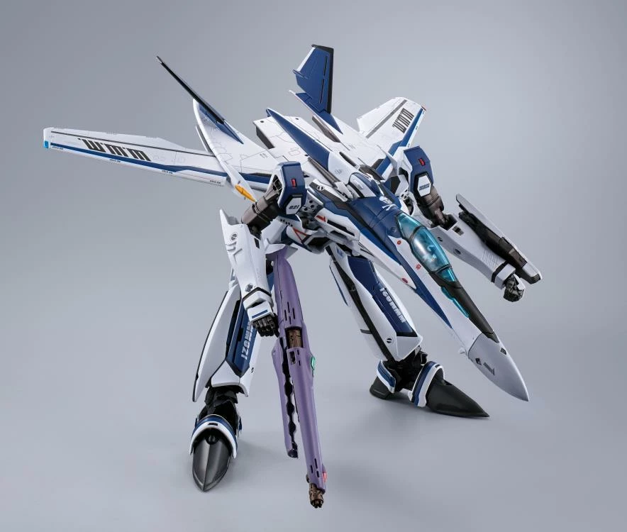 Bandai Macross Frontier DX Chogokin VF-25 Messiah Valkyrie (Worldwide Anniversary Ver.) 10 Bandai Macross Frontier DX Chogokin VF-25 Messiah Valkyrie (Worldwide Anniversary Ver.) - Image 8
