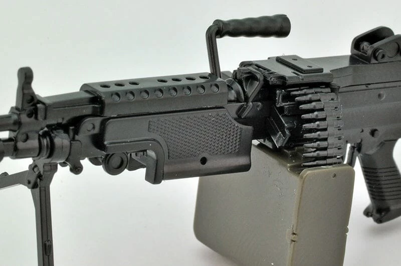 TomyTec Little Armory 1/12 LA046 5.56mm Machine Gun 8 TomyTec Little Armory 1/12 LA046 5.56mm Machine Gun - Image 6